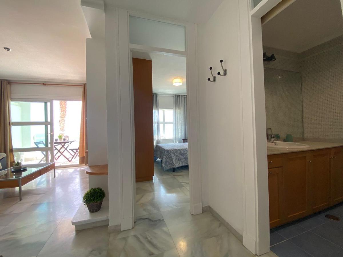 Apartamento en Primera Línea de Playa Roquetas de Mar Exterior foto